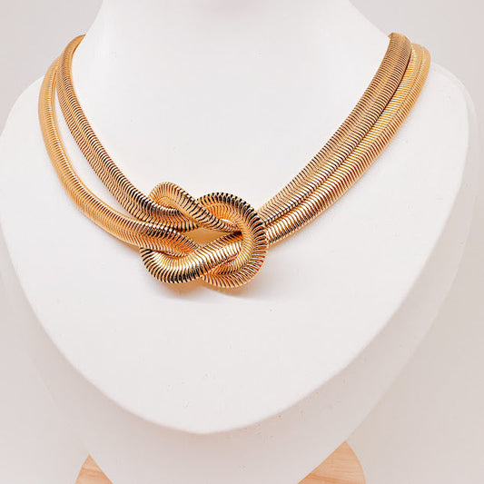 Collar Cassandra dorado