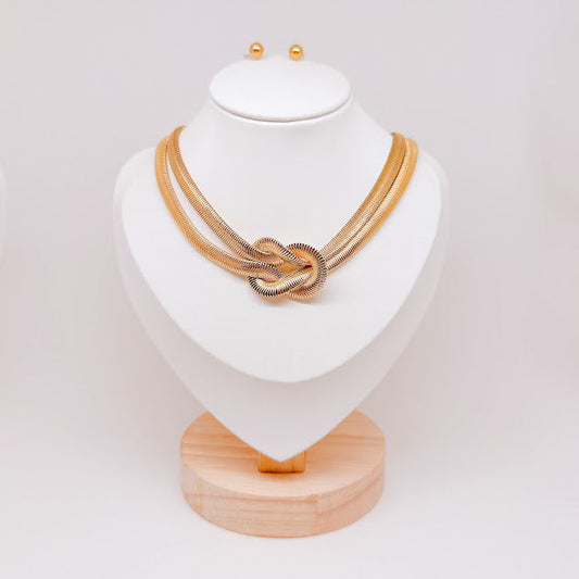 Collar Cassandra dorado