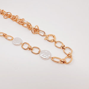 Collar Viviana dorado con perlas Collar Viviana dorado con perlas