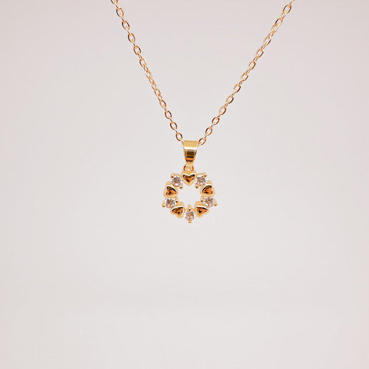 Collar Corazones y brillos dorado