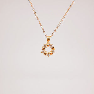 Collar Corazones y brillos dorado Collar Corazones y brillos dorado