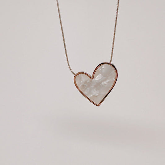 Collar Corazon aperlado II plateado