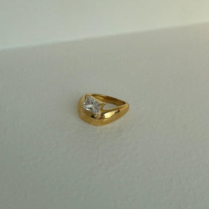 Anillo chunky básico tendencia circonia simple Anillo chunky básico tendencia circonia simple