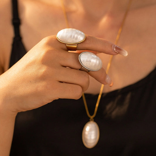 Juego collar anillo piedra blanca formal vintage dorado