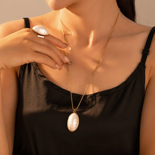 Juego collar anillo piedra blanca formal vintage dorado