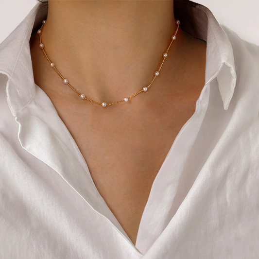 Collar gargantilla con perlitas