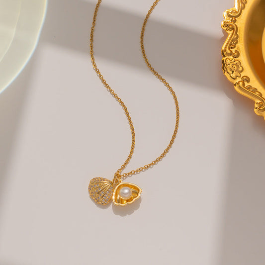 Collar Kai II dorado con perla