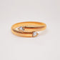 Pulsera Cassandra dorada con blanco