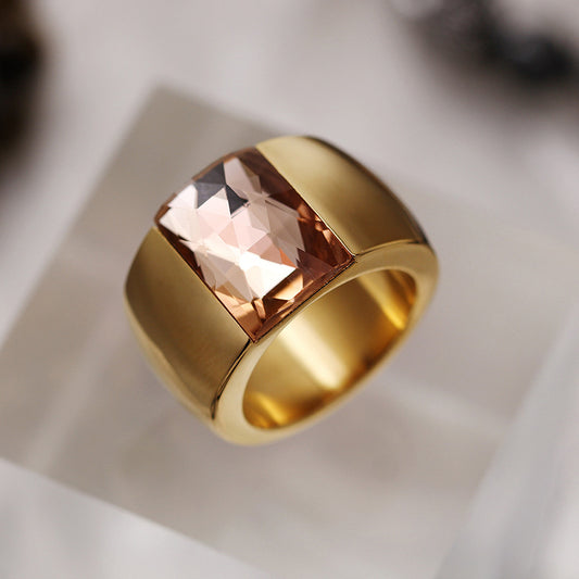 Anillo estilo chunky con zirconia casual formal