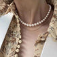 Collares de perlas estilos varios