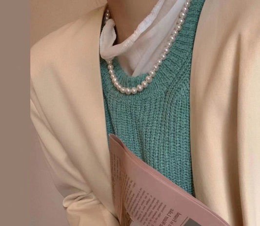 Collares de perlas estilos varios