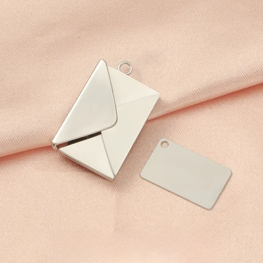 Sobre con mensaje especial color plata