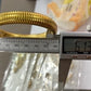 Pulsera estilo brazalete dorado chunky tendencia