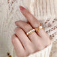 Anillos elegantes con perla diseños varios