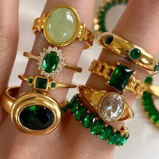 Set de anillos y collar verde jade vintage
