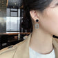 Aretes casuales en tendencia negros