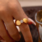 Anillo estilo chunky con piedra cristal