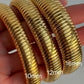 Pulsera estilo brazalete dorado chunky tendencia