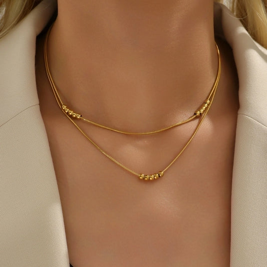 Collar básico mini esferas doble dorado casual