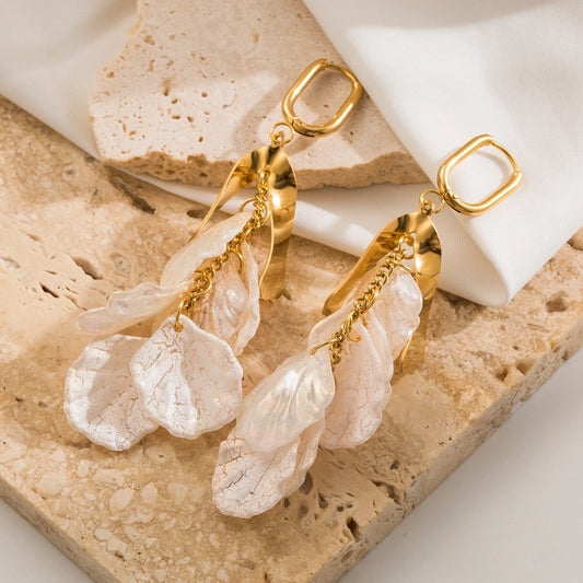 Aretes elegantes estilo perla