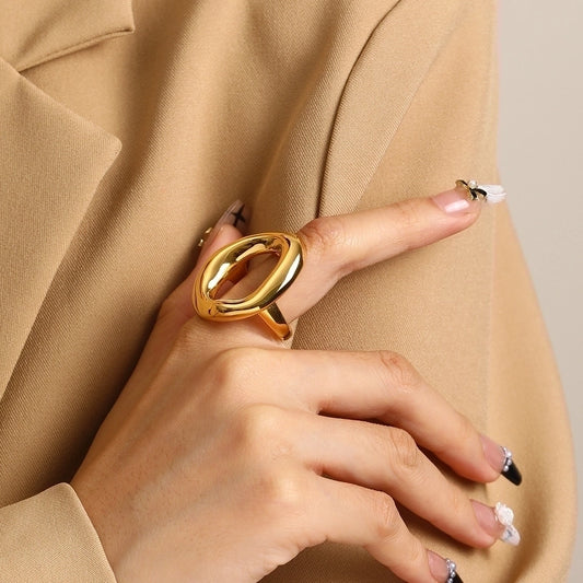 Anillo óvalo dorado tendencia grande básico