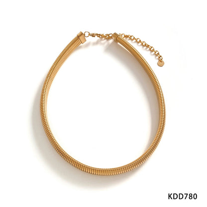 Collar estilo choker básico